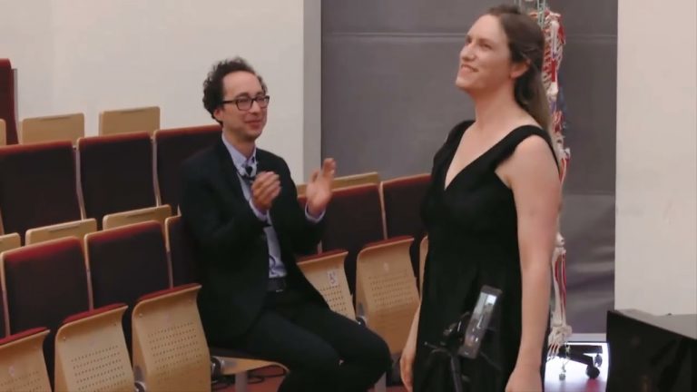 Apollos Fluch und Segen: Was die Musik im Gehirn bewirkt